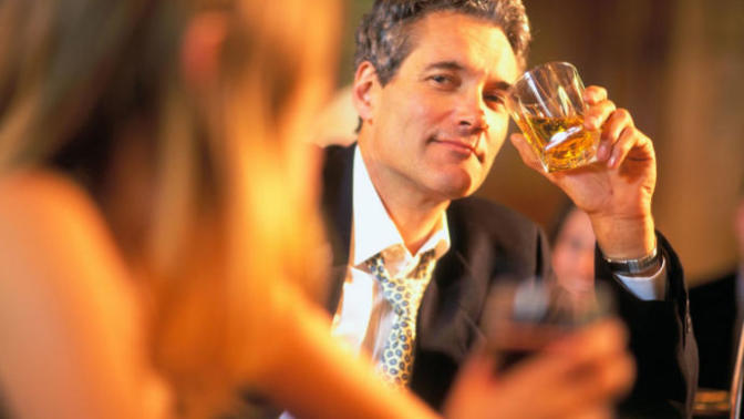 Guys and Girls... What are your thoughts on guys buying drinks at a bar for a girl they've never met or even seen before?