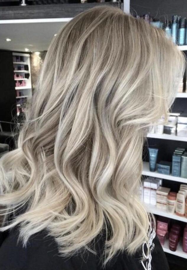 How would this hair color be achieved?