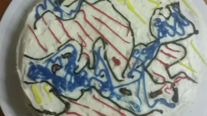 Can you guess what my cake drawing is supposed to be of?