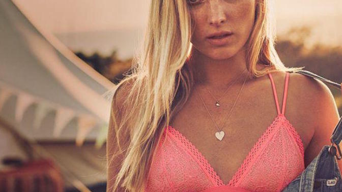 Are small breasts attractive?