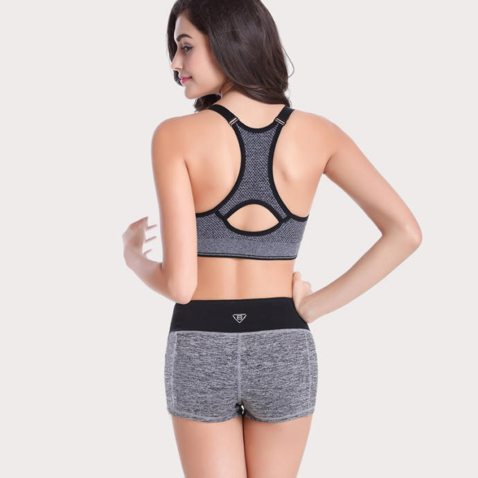 What's stopping women from wearing track pants and a track jacket when they workout? Why do they have to wear skin tight clothes?
