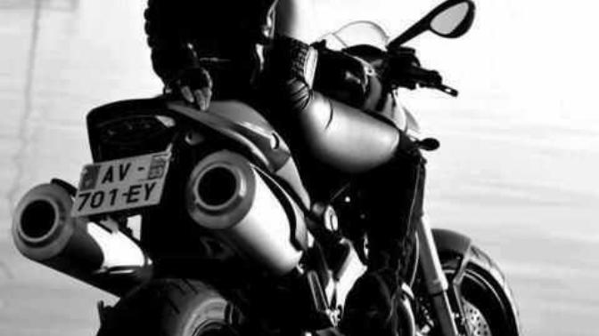 Girls, have you rode a motorcycle before and if not would like to and guys do you think its attactive if girls do?