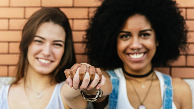 Do men find a bisexual women more or less appealing than a 100% straight women?