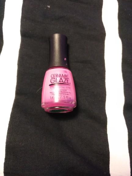 What color should I paint my nails??