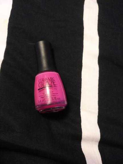 What color should I paint my nails??