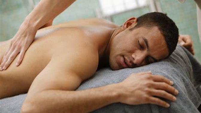 Guys, Without it leading sex or "happy ending" - roughly how long should a SENSUAL Massage last?
