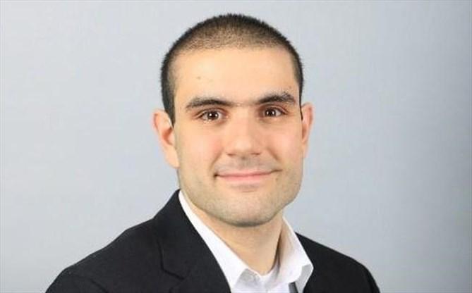 Girls, would you rather have sex with a handsome gorilla or an ugly guy?