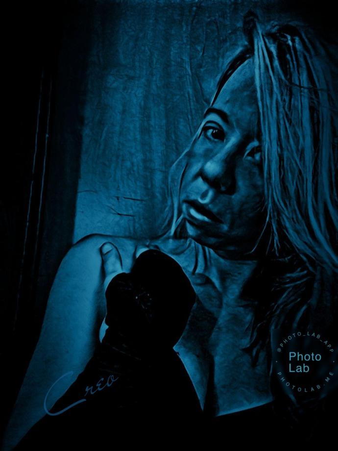 Does plastic surgery lips look better?