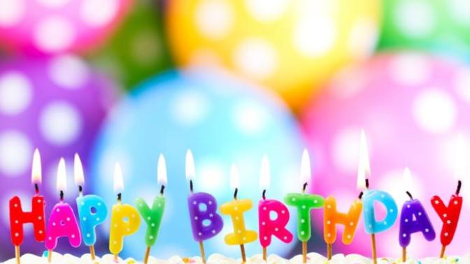 What should I get my mother for her forthcoming birthday?