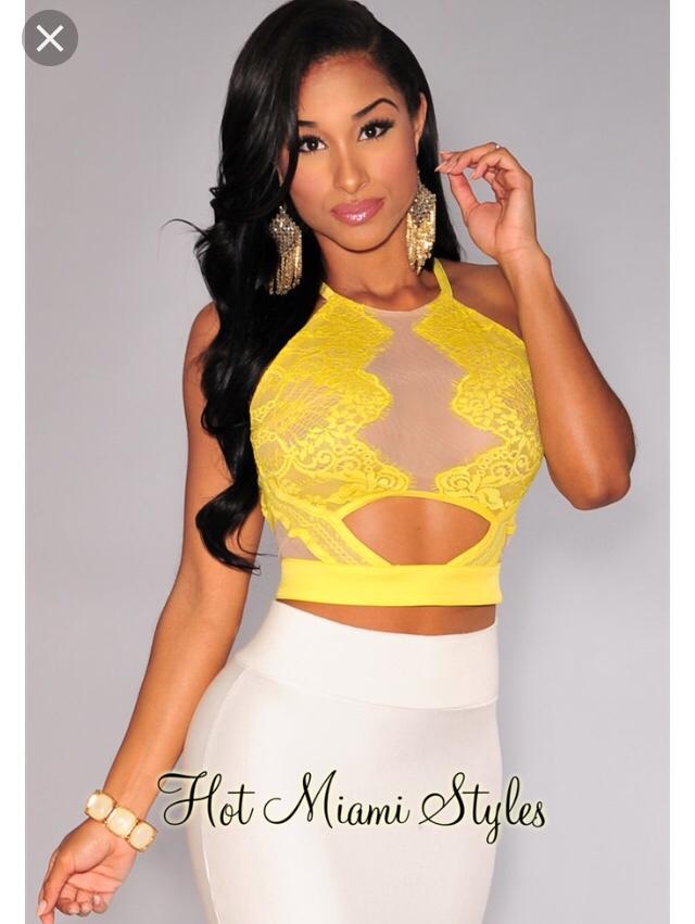 Does guys like to see girl wearing yellow shirt?
