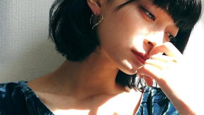 Short haired girls or long hairs?