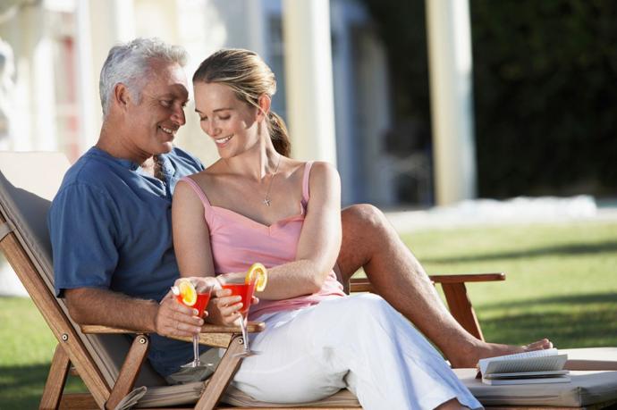 Do you consider a 10 year age gap between you and some guy a deal breaker?