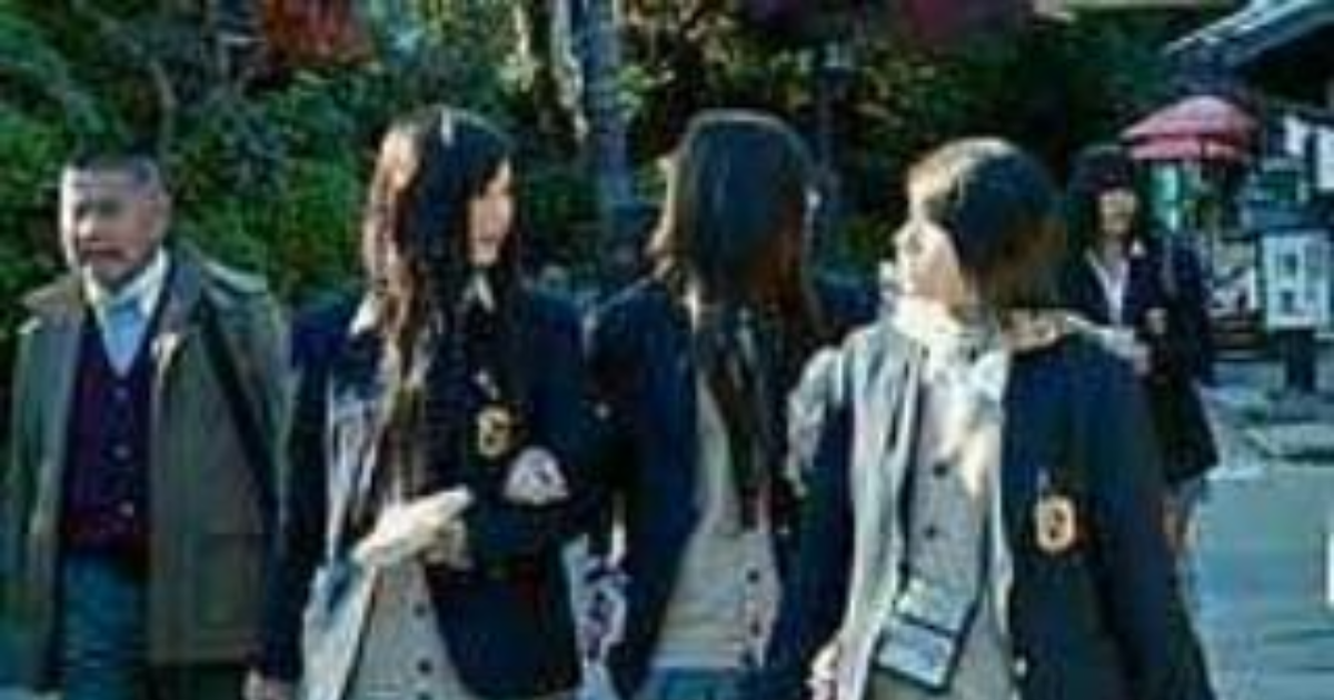 Why schools in America don't have school uniform? GirlsAskGuys