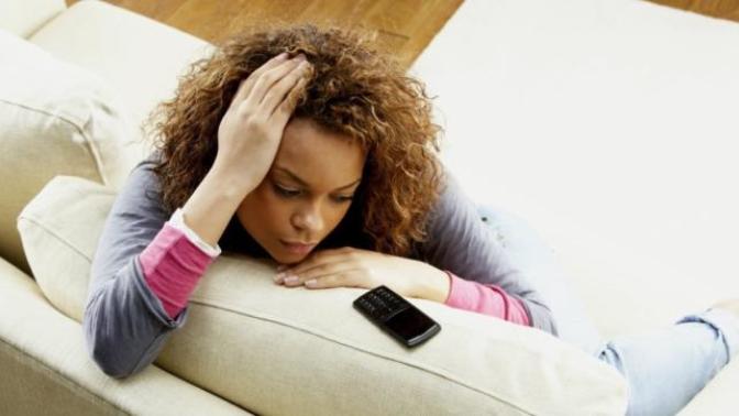 What does it mean when a guy ignores your texts?