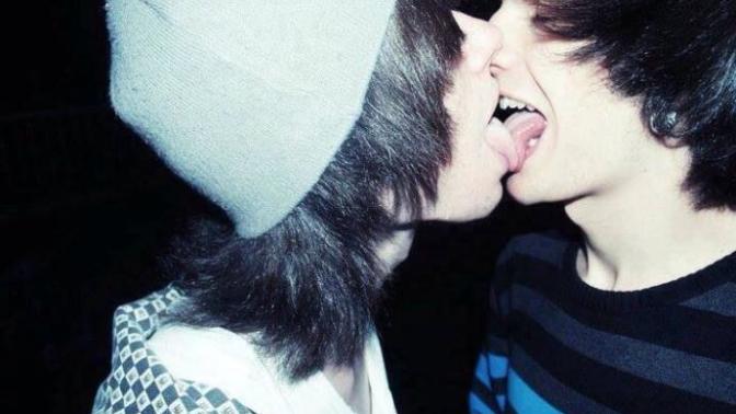 What do you think of gay emo boys?