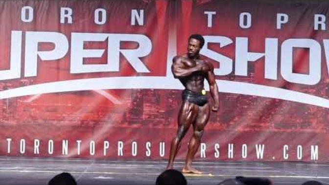 Girls, Do you think men with classic competitive physique are attractive or ugly?