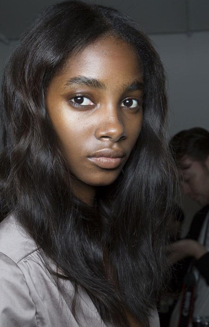 What are your thoughts on dark skinned women with natural hair?