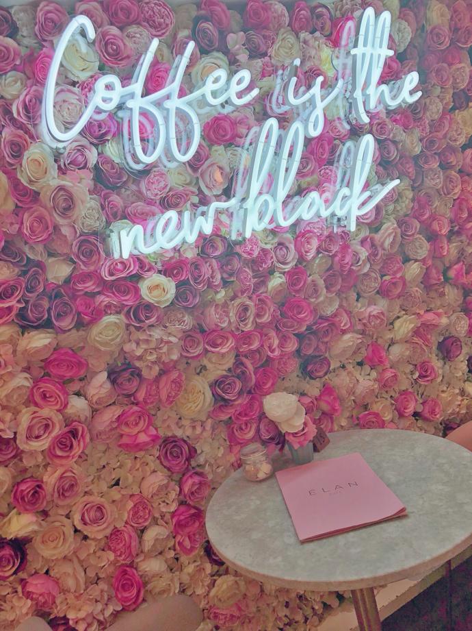 Found the pictures online. a good hangout idea this cafe in central London?