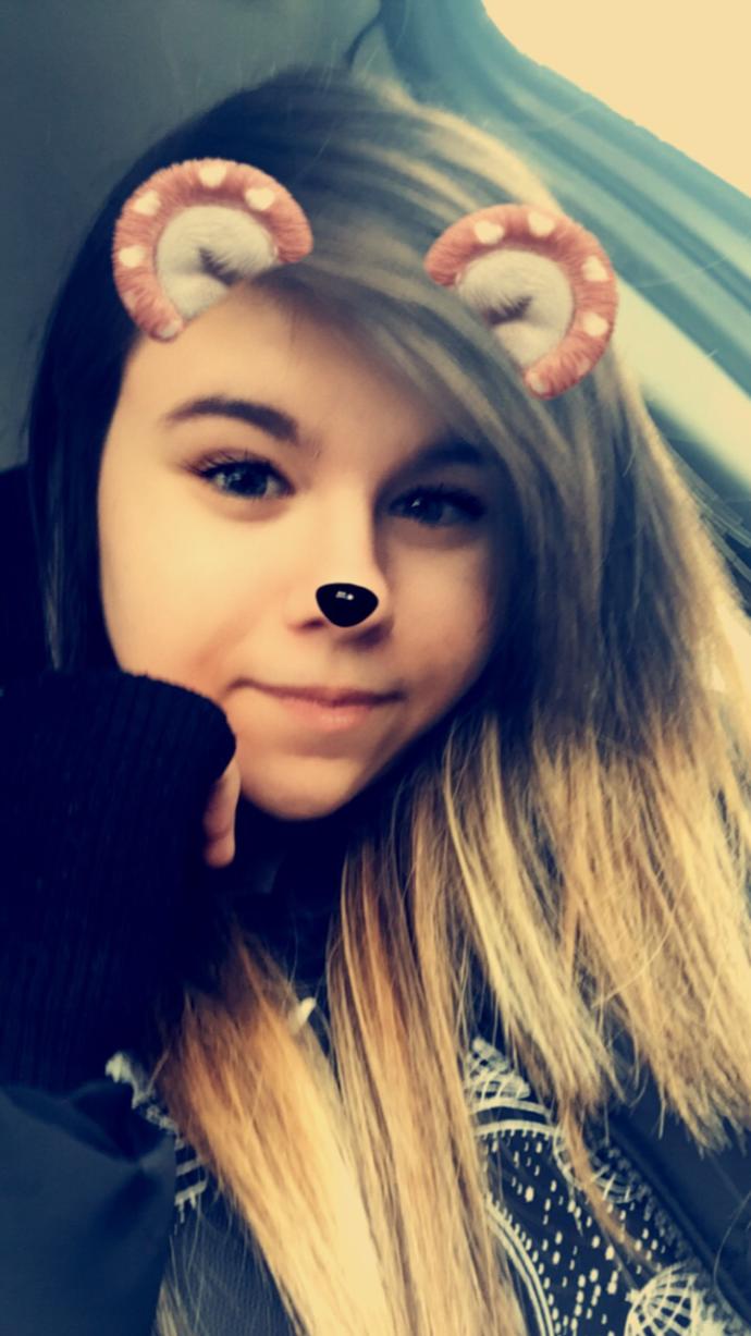 Am I ugly without makeup? Rate me 1-10 pls?