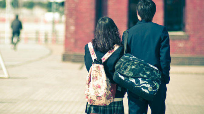 Can high school relationships last after college?