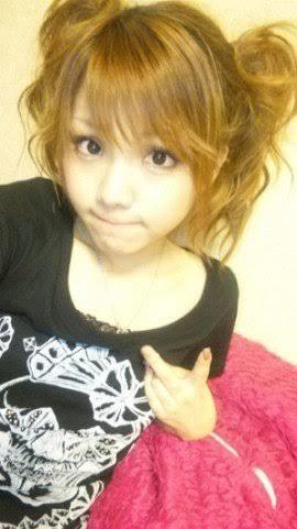 Which hairstyle do you like ( ・ε・)?
