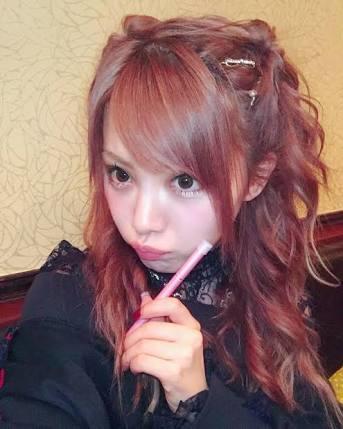 Which hairstyle do you like ( ・ε・)?