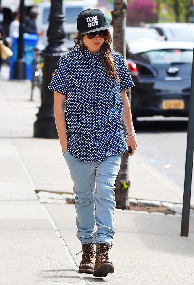 Do you find it attractive when a woman wears mainly/only casual clothing?
