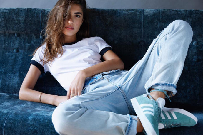 Do you find it attractive when a woman wears mainly/only casual clothing?