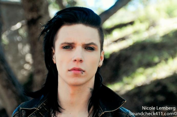 What do you think of boys wearing makeup?