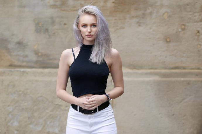 Do you find all white hair on young women attractive?