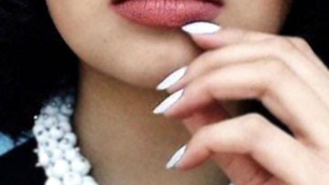 WHY WHY WHY!! why do some girls think this is attractive?
