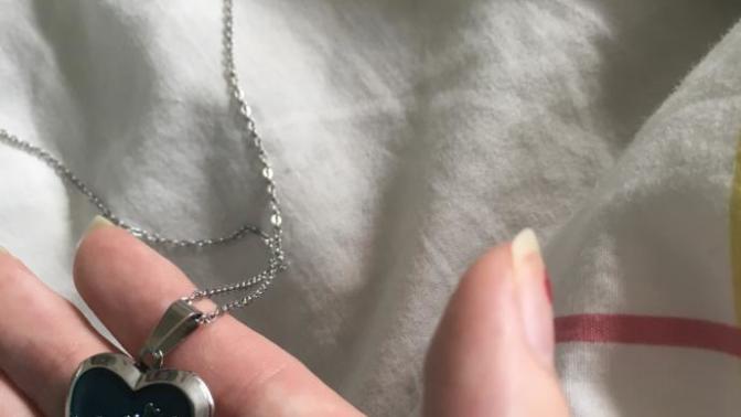 What do you think about my curret boyfriend brought me a mood necklace?