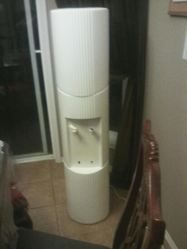 Hey guy's I just got a new water cooler at the thrift store for 5 bucks what do you guys think?
