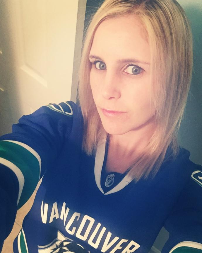 GO CANUCKS GO!! LEAFS SUCK!!