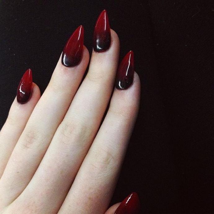 Which nail shape looks better?