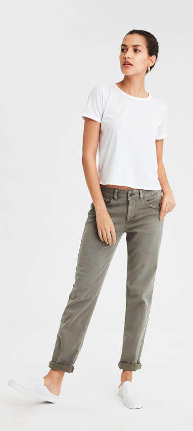 When it comes to fashion, visually do you think that shorter clothes or longer clothes look better?