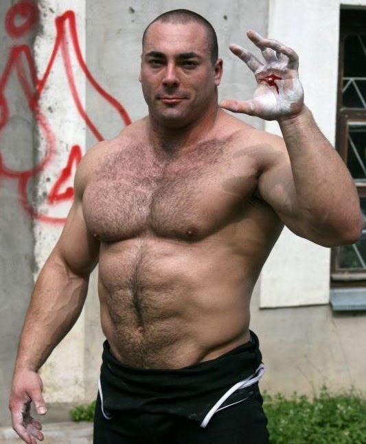 What kind of muscles do women like on guys?
