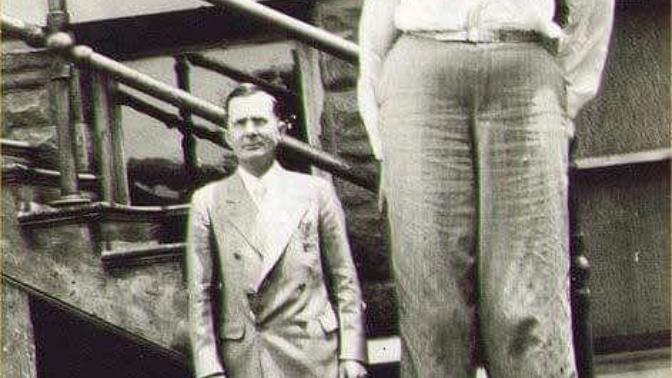 How big do you think Robert Wadlow would’ve gotten?