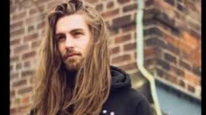 Ladies, can you give styling advice for guys with long hair?