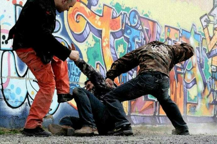 LADIES, if your man got into a street fight what would you do?