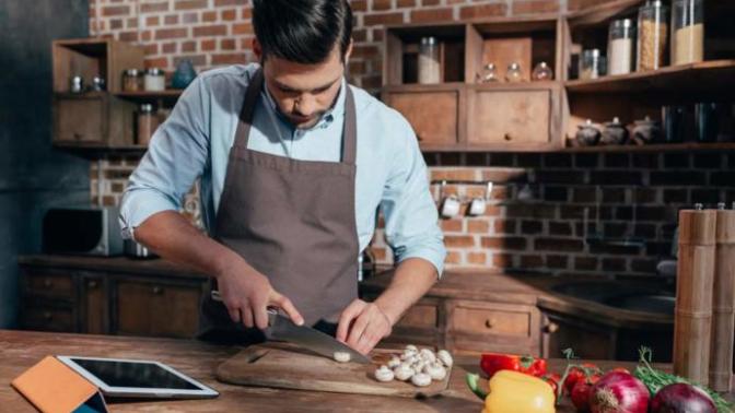 What are your thoughts on a man that can cook?