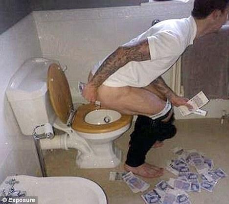 How do you wipe your ass when having poo?