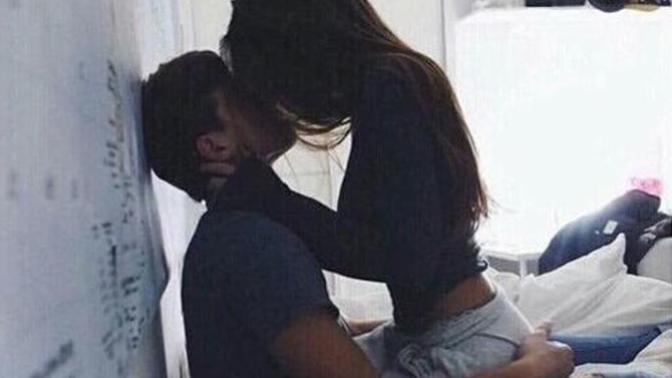 Is it gross to kiss a girl while she's chewing gum?