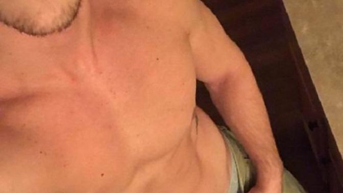 My new boyfriend keeps sending pics?