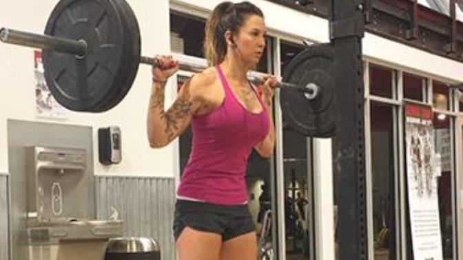 Gonna start strength training soon but I have a few questions first (please read all of my text first!)?