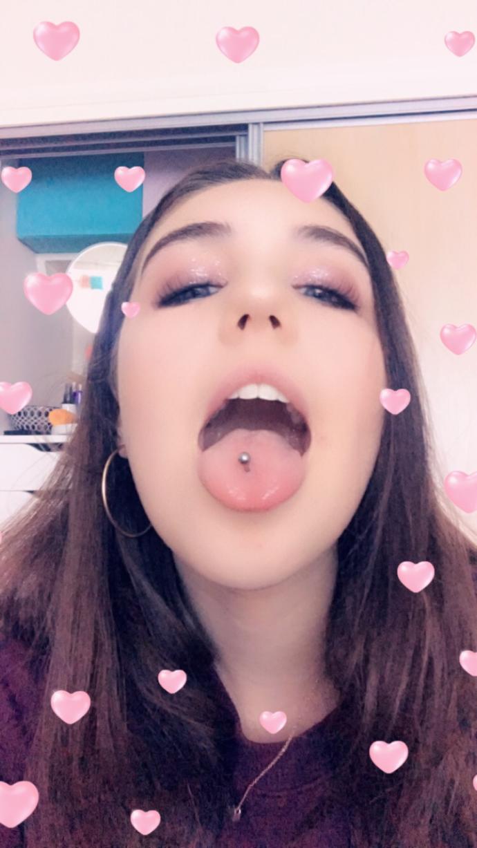 Tongue ring or tongue bar?