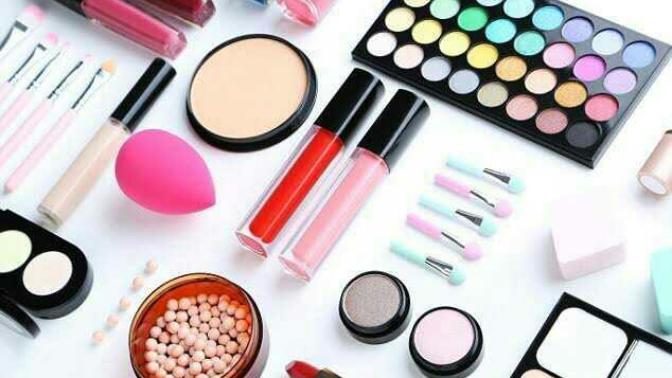 Do you agree with this opinion about MAKEUP, guys?