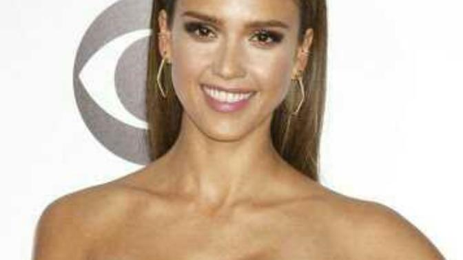 How to get the perfect sleek middle part?