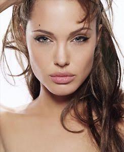Brad Pitt says current girlfriend Neri Oxman is the sexiest woman he's laid eyes on. Who's sexier though? Oxman or former lover Angelina Jolie?