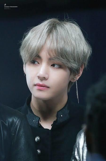 Do you think taehyung deserves the most handsome of 2017?
